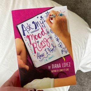 ask my mood ring how i feel